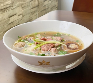 CNN ĐƯA BÁNH MÌ, PHỞ, CÀ PHÊ VIỆT VÀO TOP 50 MÓN ĂN ĐƯỜNG PHỐ NGON NHẤT CHÂU Á.!!!