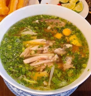 Phở Gà đặc biệt Sâm Ngọc Linh
